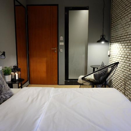La Malila Hostel Udon Thani Esterno foto